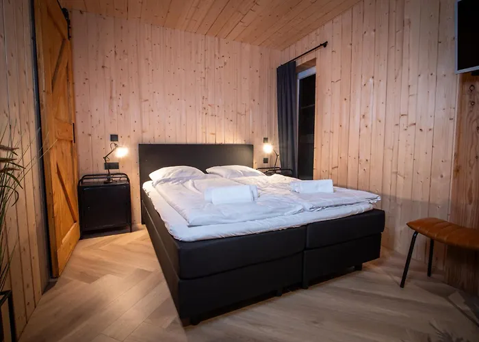 Am Eschenberg Apartment *